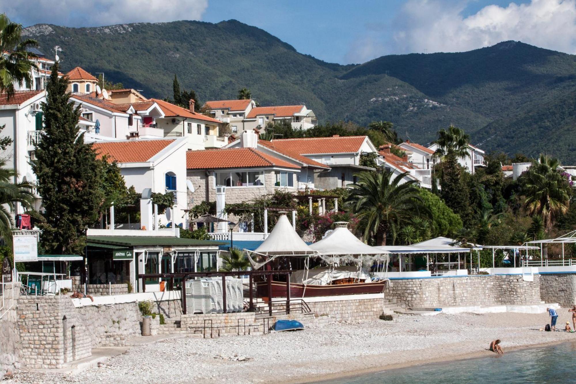 Apartments Maslina Herceg Novi Exterior photo