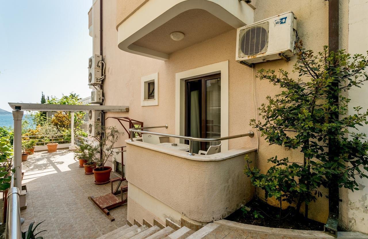 Apartments Maslina Herceg Novi Exterior photo